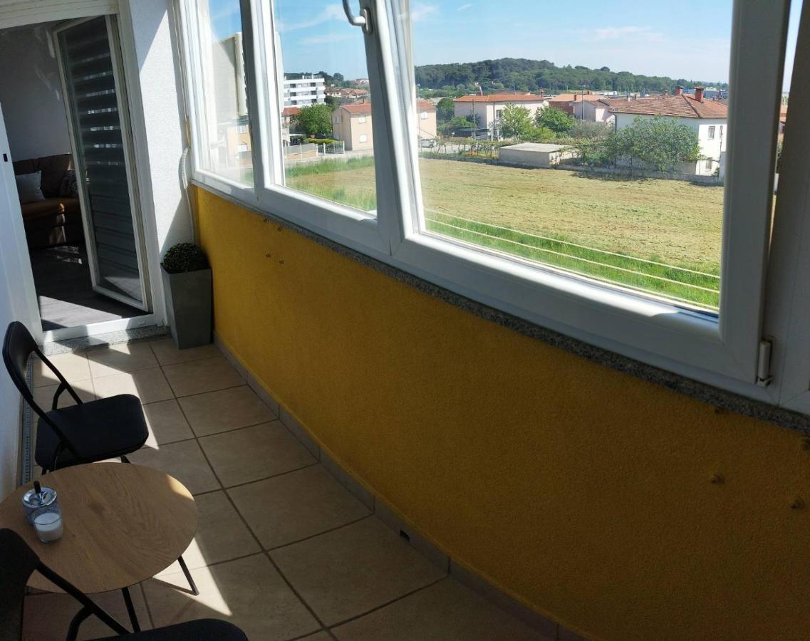 Apartment Luka Пула Екстер'єр фото