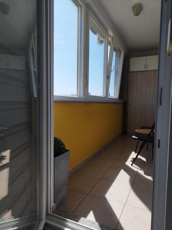 Apartment Luka Пула Екстер'єр фото