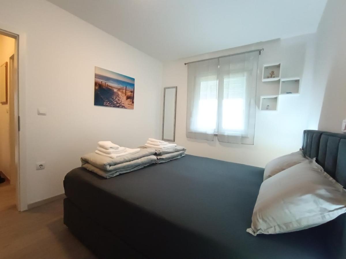 Apartment Luka Пула Екстер'єр фото