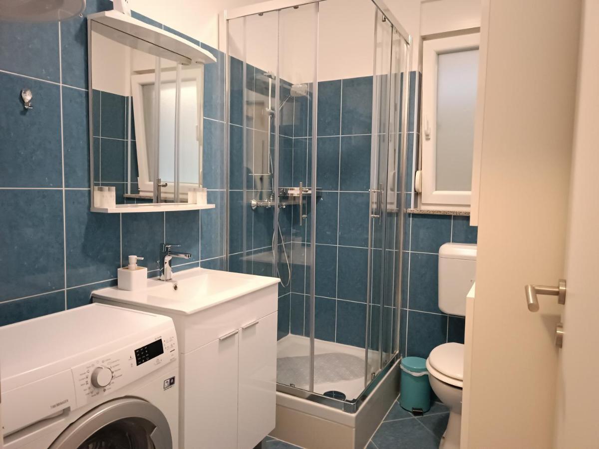 Apartment Luka Пула Екстер'єр фото